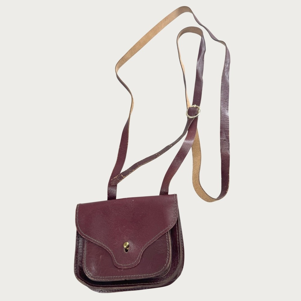 Vintage Unbranded Women Leather Small Crossbody Bag Flap Top Burgundy Rustic